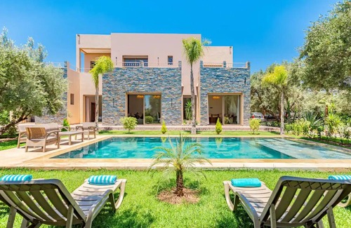 El Aggada Villa | Modern Luxury Villa with Private Pool and Garden in Marrakech