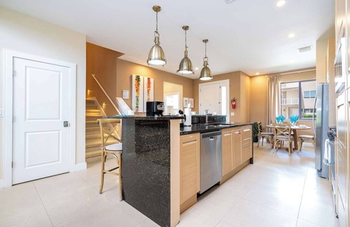 Florida Central Atlantic Coast House | Modern Magic Village Home for 8 with Grill 3131