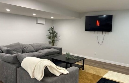 Southeast Calgary House | Modern Mahogany Suite