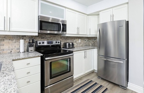 The Blue Mountains Apartment | Modern Mountainside Chalet (222 Chateau Ridge)