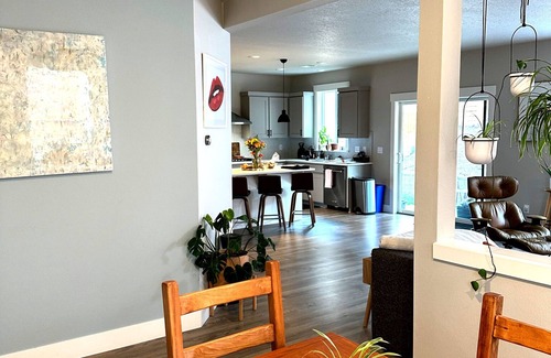 Westbrook Meadows House | Modern Mountain 4-bedroom House in outdoorsy Bend minutes from Mt. Bachelor