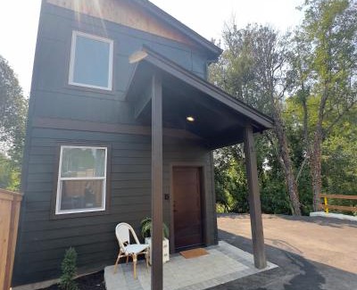 Vancouver House | Modern New Build Home 5 min from downtown
