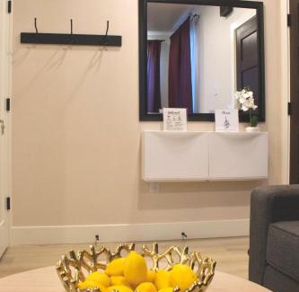 Vancouver House | Modern New Build Home 5 min from downtown