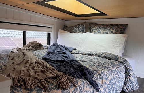 Drewvale Cabin | Modern, New, Fully Fitted Tiny House