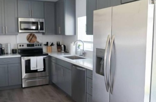 Everett House | Modern New townhome in Everett
