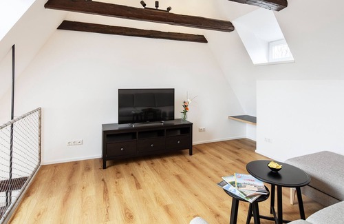 Schongau Apartment | Modern old town apartment, living in an individual monument without any sacrifices