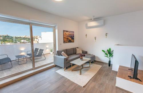 Msida Apartment | Modern Penthouse with Sea & Valletta view