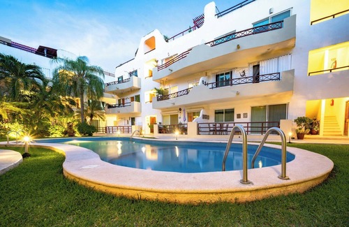 Gonzalo Guerrero Condo | Modern Penthouse 2 Bedrooms & Pool - At Margaritas