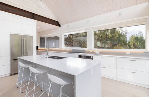 Sea to Sky Highway House | Modern, Private Scandinavian Ski Chalet, Peaceful Setting & Mountain Views
