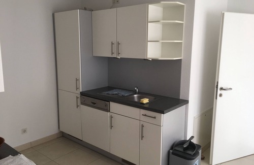 Friedrichsdorf Apartment | Modern, quiet apartment in the countryside - in 30 minutes by train to Messe Frankfurt