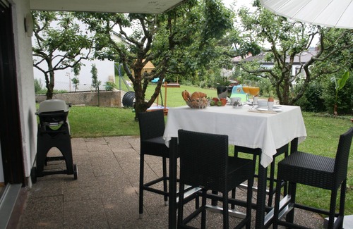 Langensteinbach Apartment | Modern, quiet apartment with privacy in a top location.