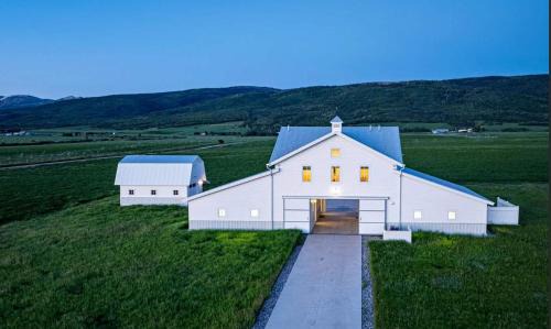Driggs House | Modern Ranch Home on Private 40 Acres