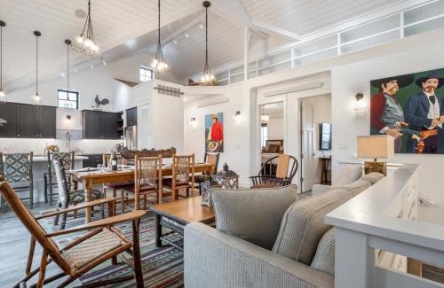 Driggs House | Modern Ranch Home on Private 40 Acres