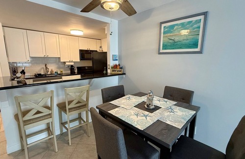 Islamorada Condo | Modern remodeled 2 bedroom Apt - Summer Sea 434