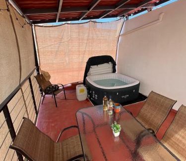 Tequila Apartment | Modern Residence Agave Dorado with AC and HotTub