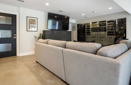 Kinnelon Apartment | Modern Retreat - 40 min from NYC