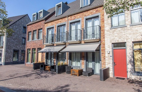 Maastricht Apartment | Modern Retreat in Maastricht