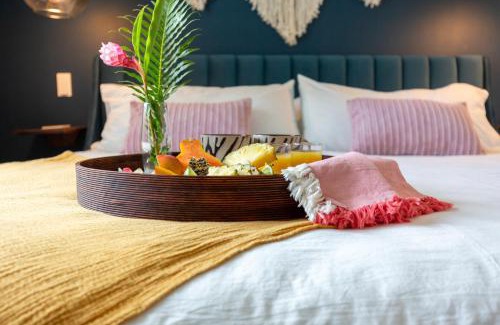 Kahuku Apartment | Modern, Romantic Vibes in the Tropics