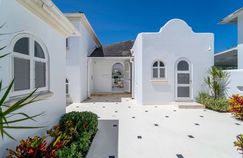 Westmoreland House | Modern Royal Westmoreland Villa - Cassia Heights 14