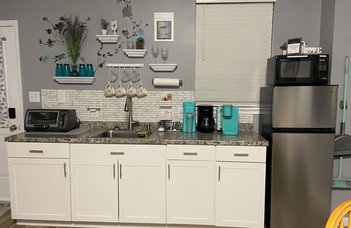 Concord Apartment | Modern rustic minutes from arena and speedway