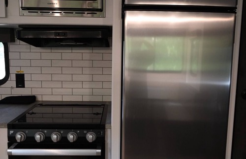 Catskill House | Modern RV Camper #1 - Pet Friendly & Surrounded by Nature