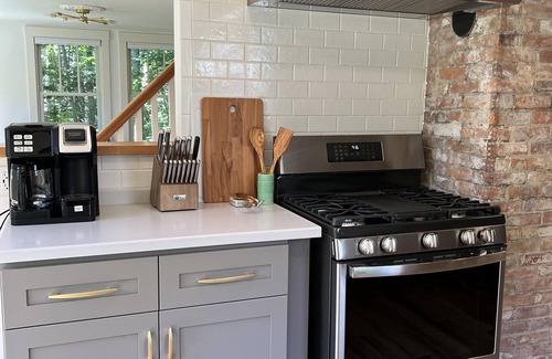Hancock House | Modern Scandinavian 2BR post-and-beam home near Acadia National Park