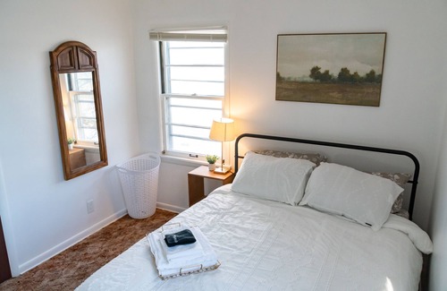 Northwest Akron Apartment | Modern Scandinavian Nest with cozy beds and fast WiFi
