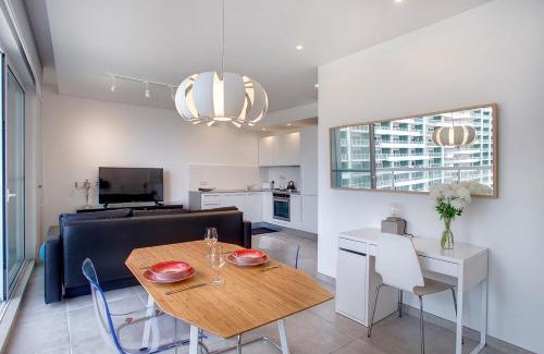Sliema Apartment | Modern Seaview Apartment In a Prime Location