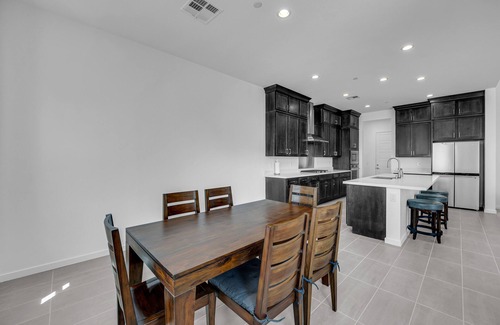 Las Vegas House | Modern Single-Story Retreat - Prime Summerlin - Garage EV Charger - Top School