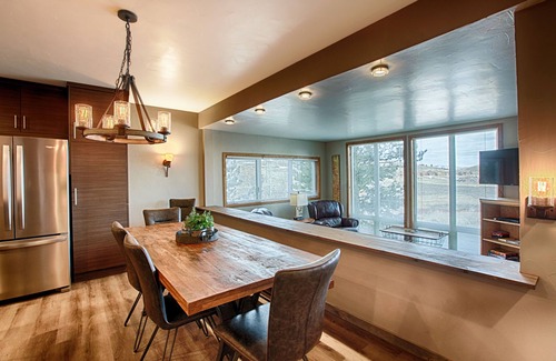 Silvercreek Condo | Modern Ski-In/Ski-Out Granby Ranch Condo 2 Bed, 2 Bath Valley Views & Amenities