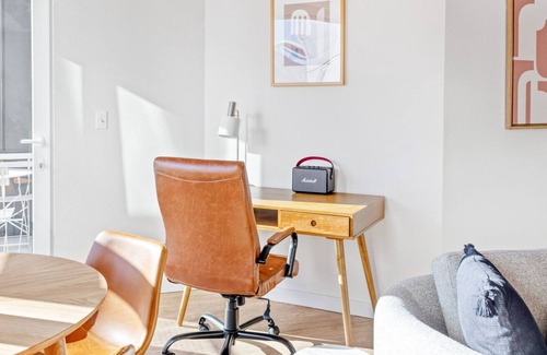 Cascade Apartment | Modern SLU 1BR w/ Gym & Lounge, close to Space Needle, by Blueground