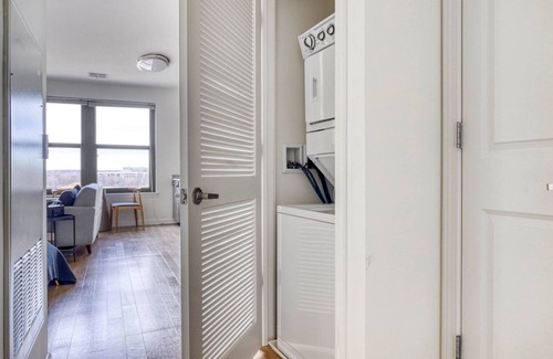 Assembly Square Apartment | Modern Somerville Studio w/W/D, Gym & Roof, nr Assembly T, by Blueground