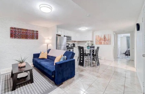 Canarsie Apartment | Modern spacious 2 BD Getaway in vibrant Canarsie Brooklyn with Parking