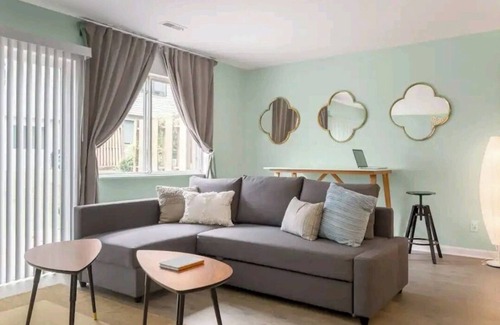 Chapel Hill House | MODERN & SPACIOUS ★ 2 KING BEDS ★ FAMILY FRIENDLY