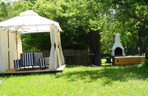 Schwarzenbach Condo | Modern, spacious and quiet vacation apartment with swimming pool, sauna