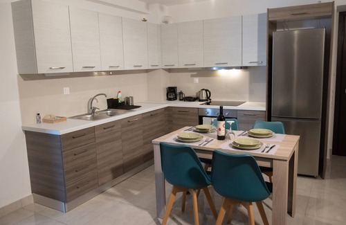 Piraeus Apartment | Modern spacious apartment located in Piraeus (B8)