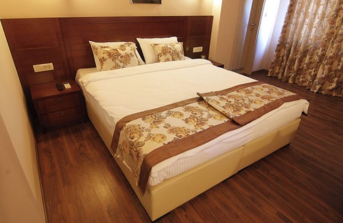 Centar Hotel | Modern Stay in Skopje with Free Breakfast & Steps from Macedonia Square