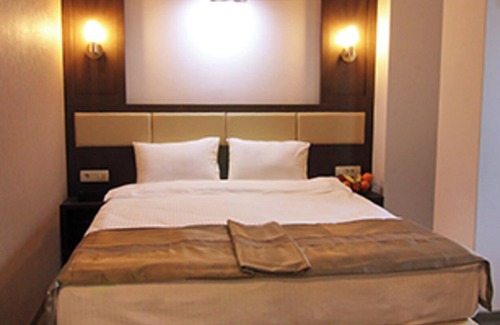 Centar Hotel | Modern Stay in Skopje with Free Breakfast & Steps from Kale Fortress