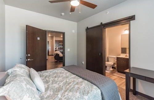 Ames Apartment | Modern Stay Near Jack Trice Stadium - Walk to ISU