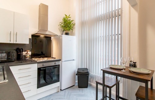Newcastle-upon-Tyne Apartment | Modern Studio Apartment in Newcastle-Pass The Keys