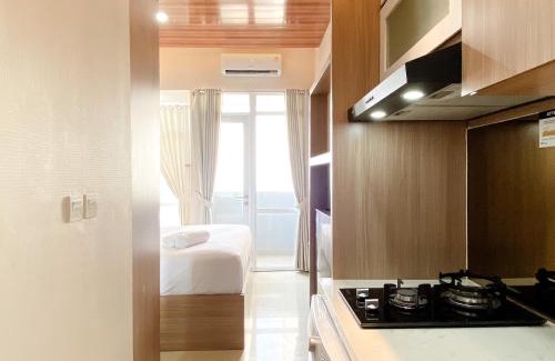 Cikarang Apartment | Modern Studio at Vasanta Innopark Apartment By Travelio
