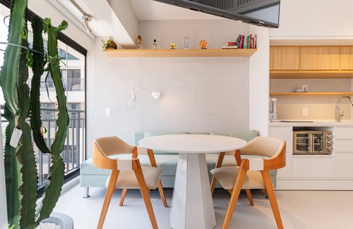 Sao Paulo Apartment | Modern studio next to Vila Madalena subway station