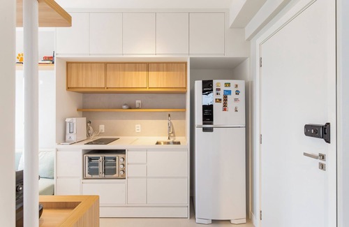 Sao Paulo Apartment | Modern studio next to Vila Madalena subway station