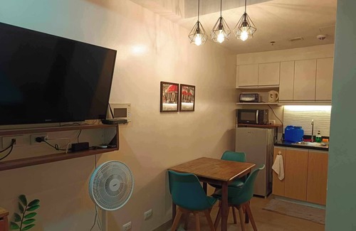 Iloilo Condo | Modern Studio Condo near Festive Walk Iloilo City
