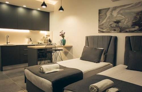 Trikomo Apartment | Modern Studio Flat with Pool Near Beach, Iskele