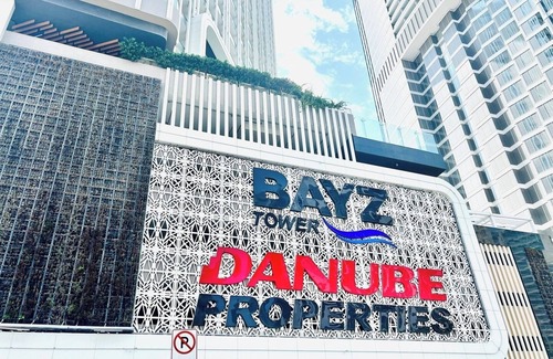 Downtown Dubai Apartment | Modern Studio in Bayz By Danube