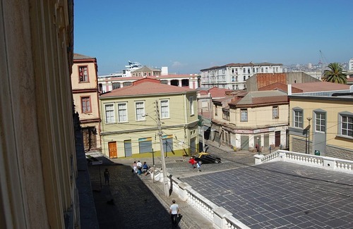 Valparaiso Apartment | Modern studio in historical area