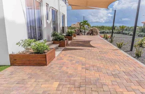 Santa Rosa Apartment | Modern studio near beautiful beaches