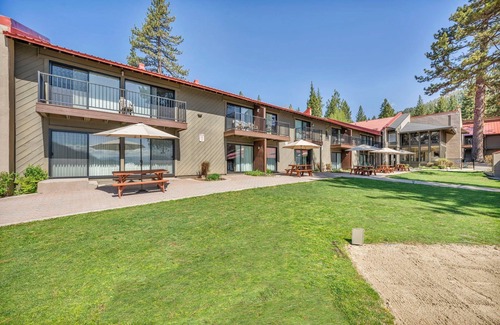 Truckee Condo | Modern Studio w/Balcony #211 at Donner Lake Village