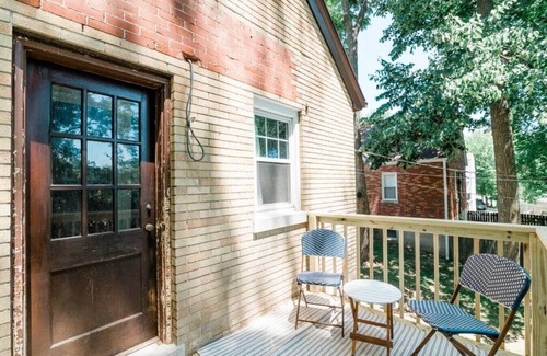 Jefferson City House | Modern Style & Charm on Hayselton